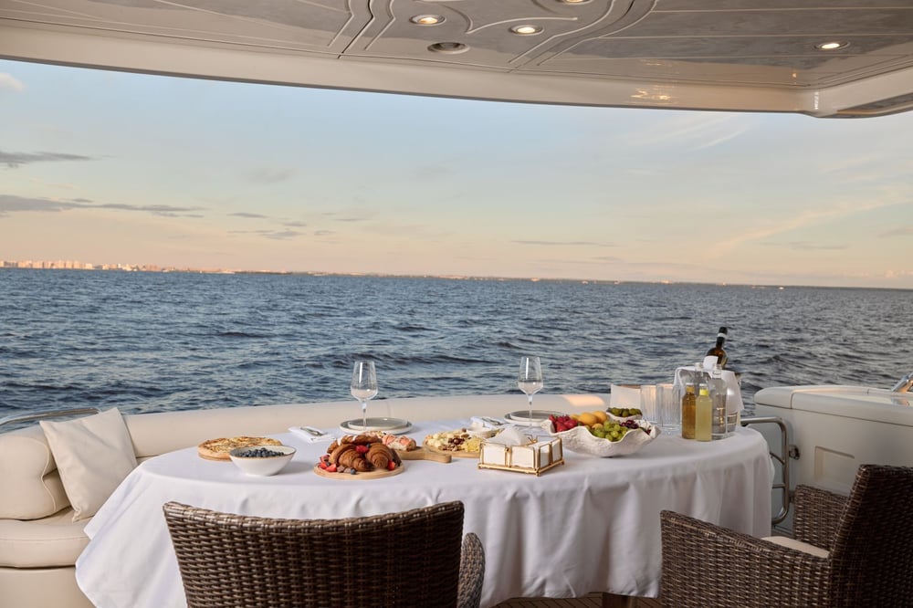 Yacht Dining at Yas Marina