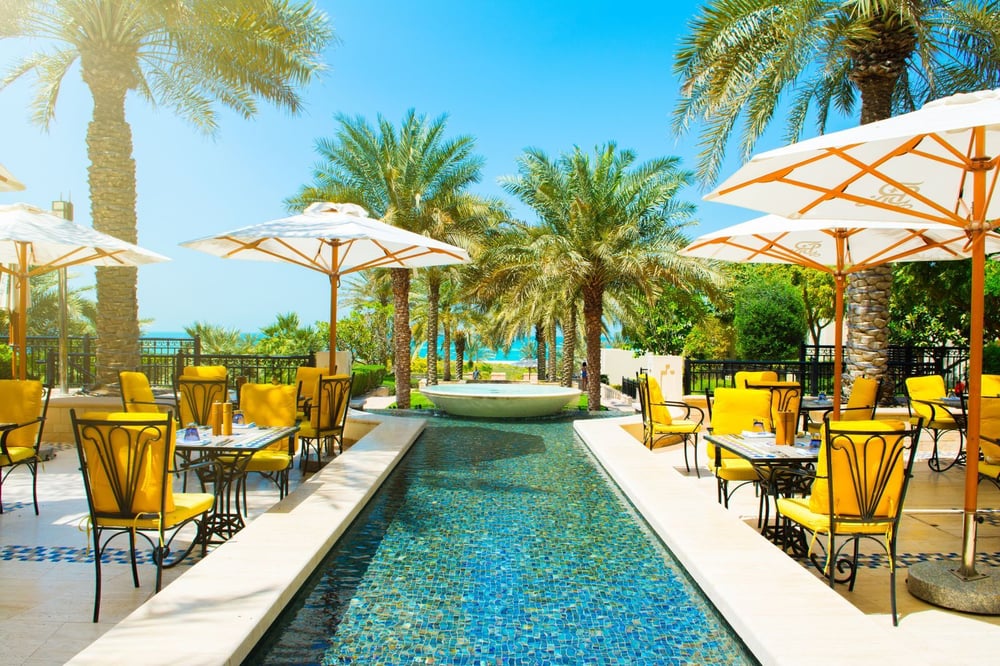 best outdoor restaurants abu dhabi