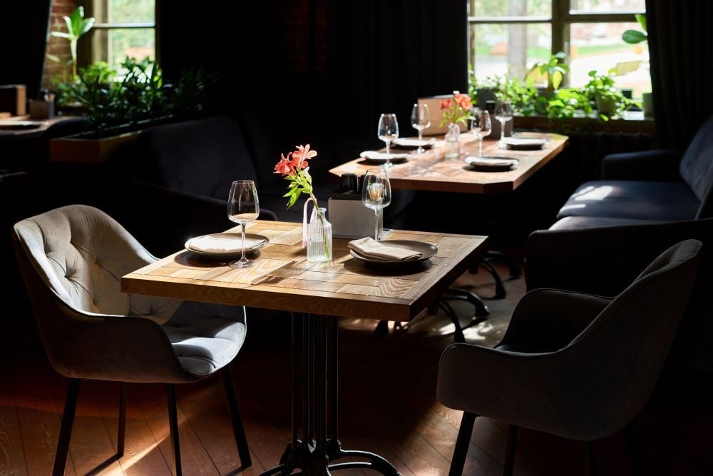 hudayriyat island restaurants