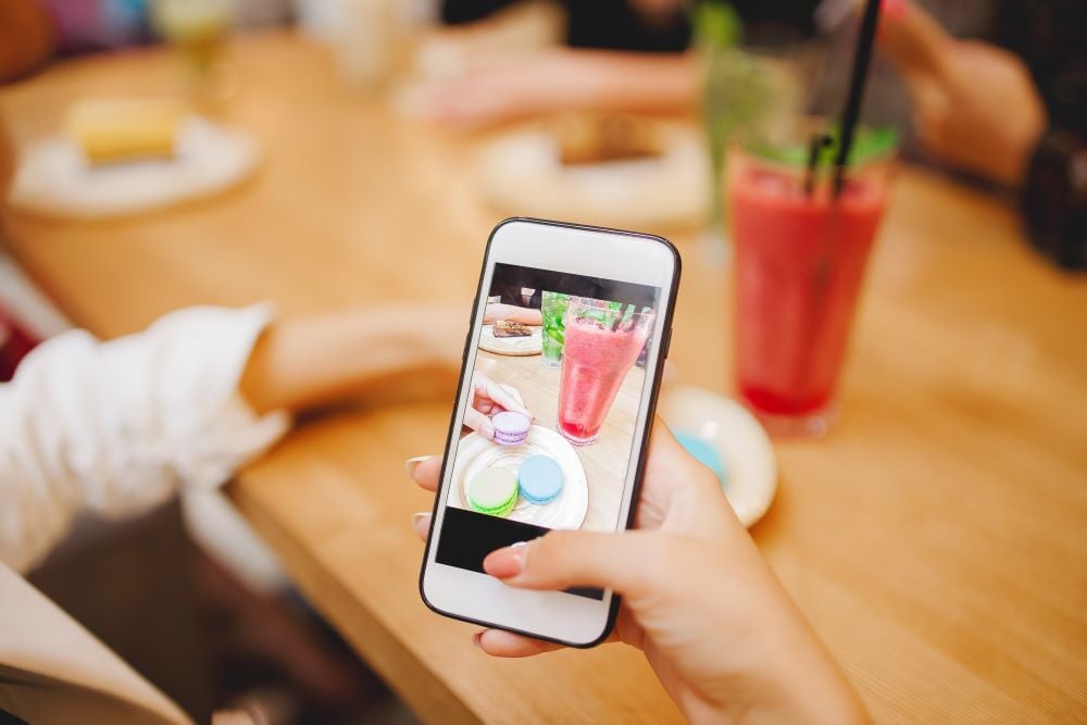 instagrammable cafes in abu dhabi