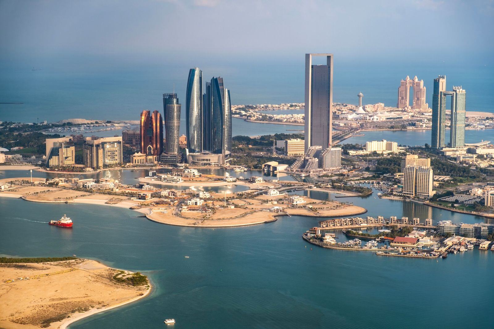 Exploring Abu Dhabi’s Cultural Renaissance: Museums, Art, and Architecture