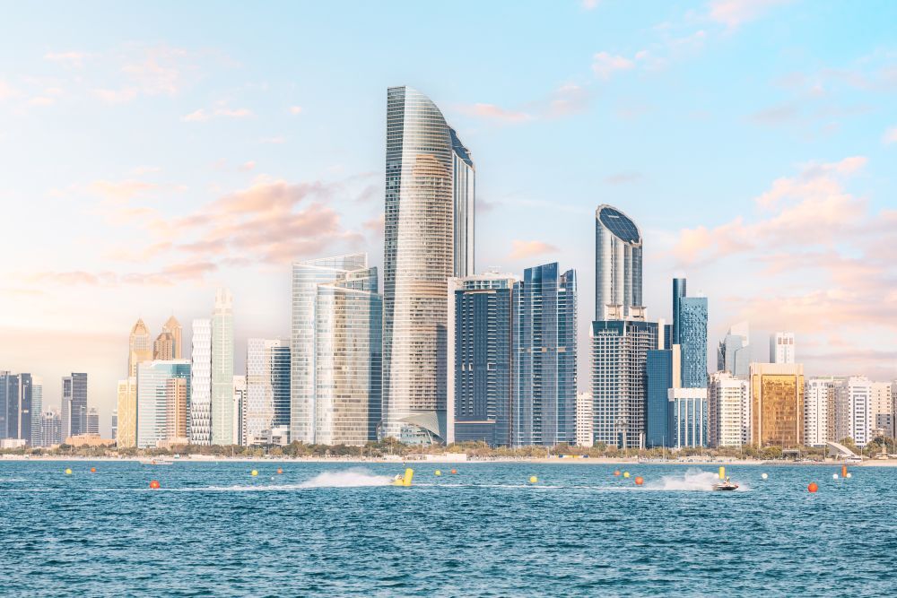 6 Key Reasons Why Abu Dhabi Is a Magnet for International Investors